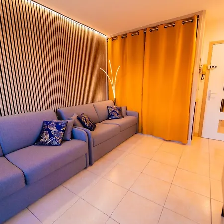 Appartement Cap D’agde à 50m Du Port Avec Piscine