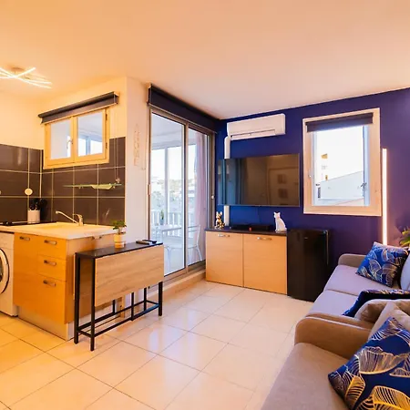 Appartement Cap D’agde à 50m Du Port Avec Piscine *