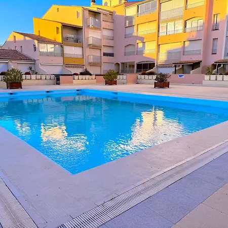 Appartement Cap D'agde A 50m Du Port Avec Piscine Agde