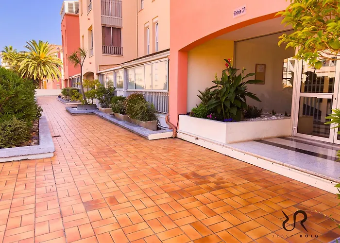 Cap D'agde A 50m Du Port Avec Piscine Agde